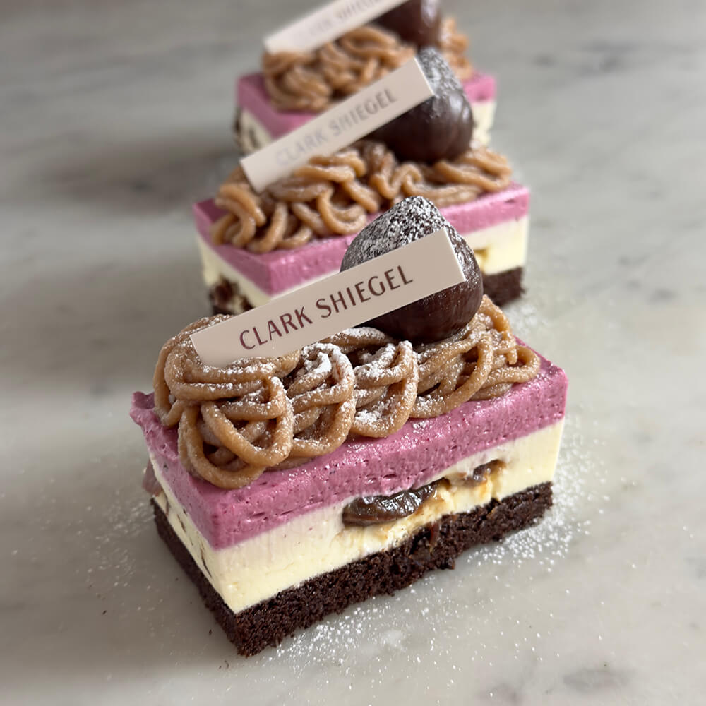 【販売中】<br>オートンヌ・カシスマロン<br>広島LECT店限定<br>秋の特別グルメ祭<br>〜11/3まで販売いたします