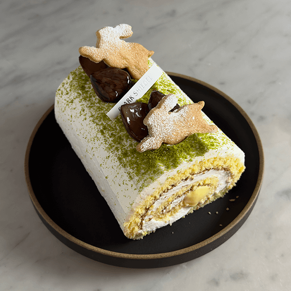 NEW!  <br>月とうさぎの純生カスタードロール<br>福屋広島駅前店お月見フェア限定<br>10/3~10/6販売いたします